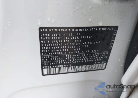 2021 Volkswagen Tiguan 2.0T Se/2.0T Se R-Line Black/2.0T Sel z USA, uszkodzony, nr VIN 3VV3B7AX5MM070111